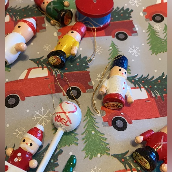 🌲❄️🎄 Mini Vintage Christmas Ornaments 🌲❄️🎄 13 pcs. - Picture 5 of 6